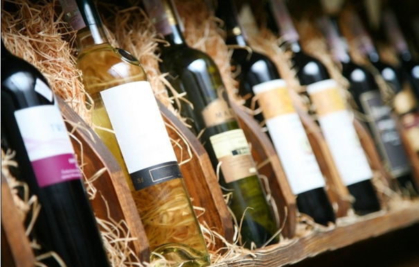 1637315419271006.jpg 進口酒報關公司_副本.jpg