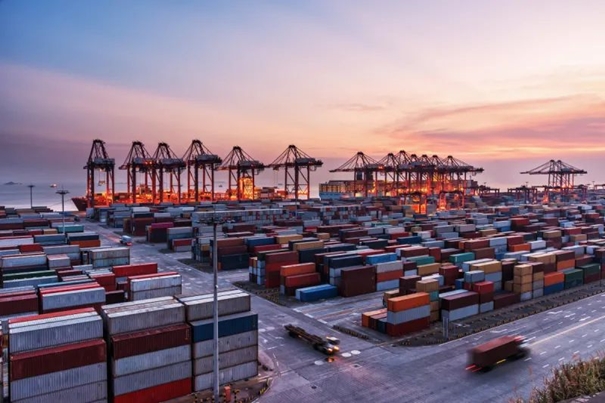 1639720089530670.jpg 洋山港進口清關公司_副本.jpg